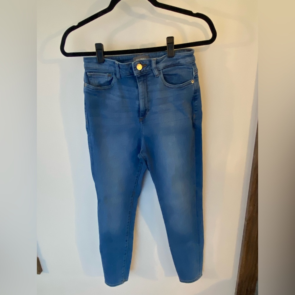 DL1961 Medium Wash Skinny Jeans